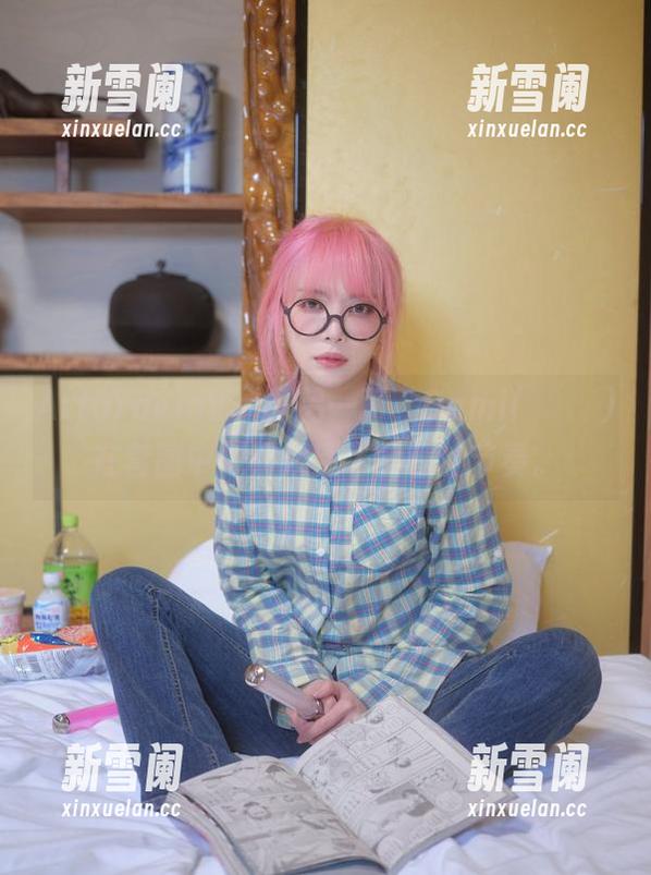 ArtGraviaVol的另一面，Dami(퀸다미)在套图中似乎找到了自己的节奏。