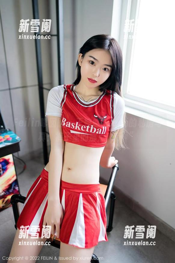 Feilin嗲囡囡 - 王婉悠Queen的私房写真：裤子里的那点“新聞”