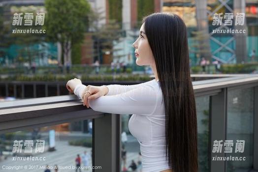 MiiTao蜜桃社 - 听说韵莉娜VANILLA的礼服写真又上线了，看得我直想为她的腰线感到心疼...