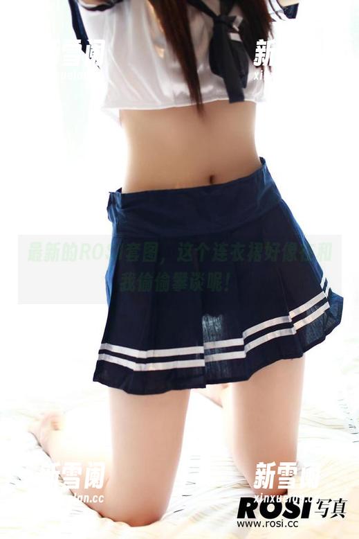 最新的ROSI套图，这个连衣裙好像在和我偷偷攀谈呢！