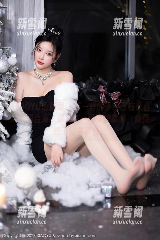 XIAOYU语画界 - 不一样的小热巴在天台的美图合集，像是在一场梦里散步，傻傻想了好多事情。