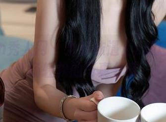 Xiuren秀人网 – 当丝袜遇上z杯悠悠：一场轻松的写真分享