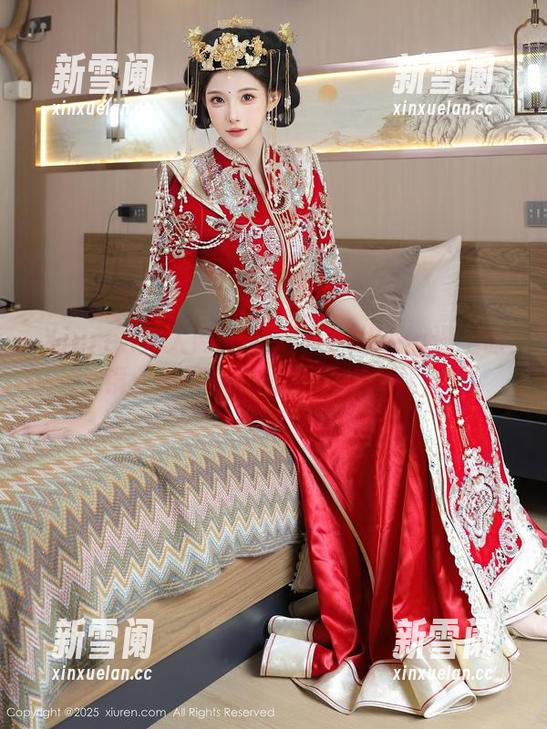 Xiuren秀人网 - 当大橘BBKira遇上眼镜：不可思议的原图与合集。