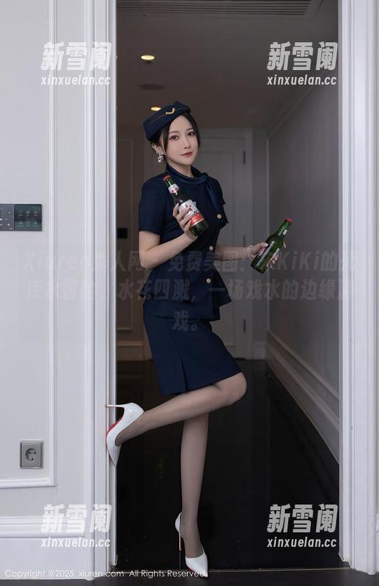 Xiuren秀人网 - 免费美图：宋KiKi的死库水冒险，水花四溅，一场戏水的边缘游戏。
