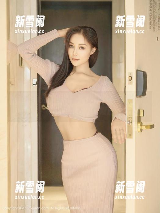 Xiuren秀人网 - 高清图片来袭：谢小蒽和她的毛衣，你懂的
