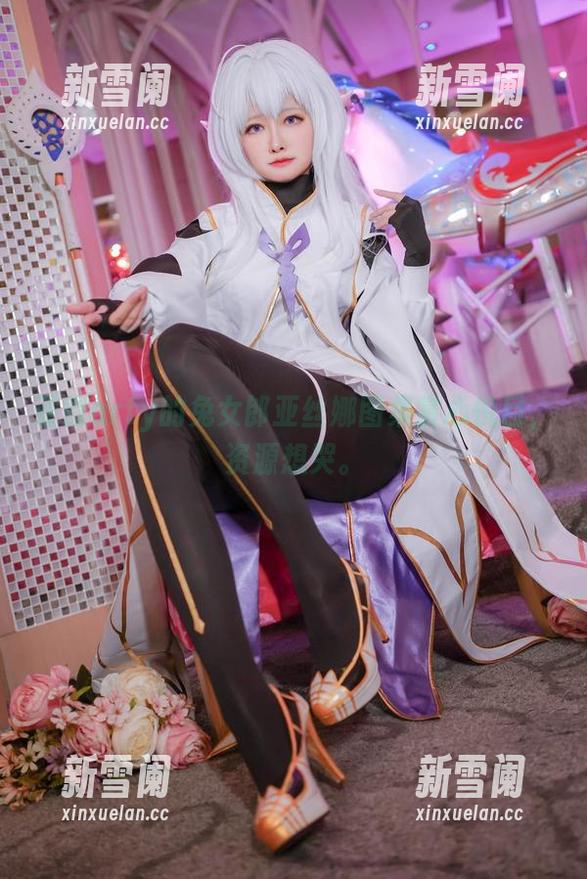 亚缇arty的兔女郎亚丝娜图集赏心悦目，资源想哭。