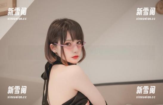 你十七鸽天使！你见过在云端打瞌睡的cos吗？