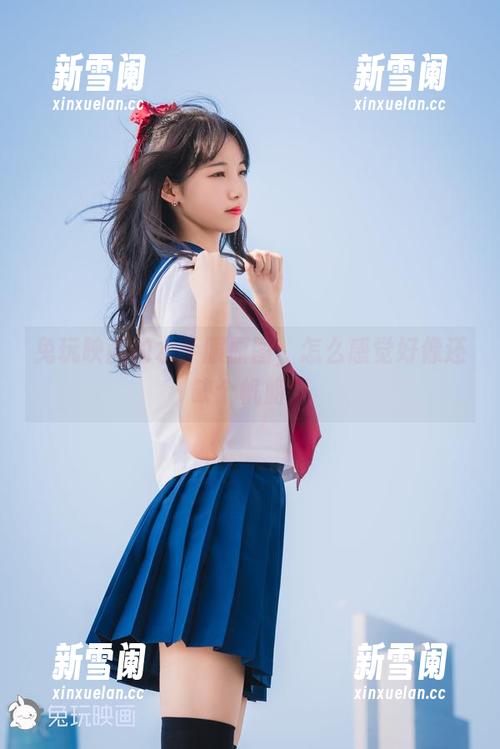 兔玩映画的水手服原图，怎么感觉好像还缺个帆船？