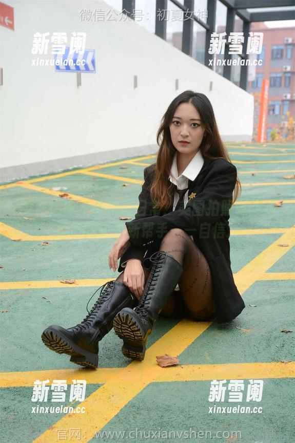 初夏女神 - 依依的日常：美图拍照时我给自己找了个新帮手——自信。