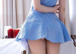 看着叉子宝宝的白衬衫，忍不住想下载图包！你也是吗？