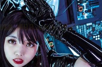 在碧蓝航线漫游，啊日日_Ganlory的迷糊女仆原图和图册，哈哈哒！