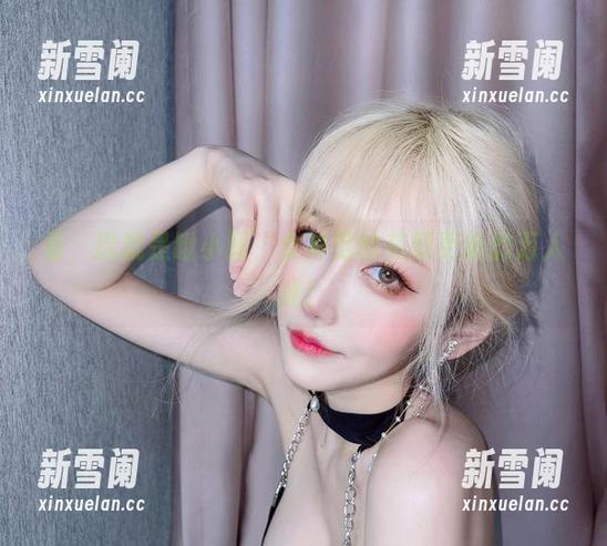 看，这就是啾小妍，女神范的美图更新的万人迷！