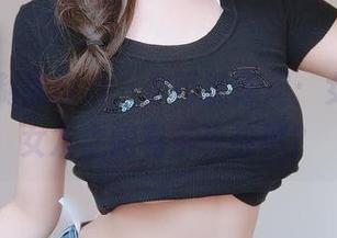 这些定制的图片，你可能想问：女主K与女友之间有多少故事？