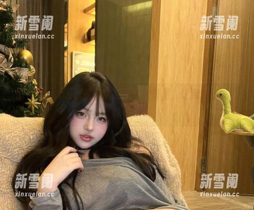 微密圈 - 小u优优子这次更新的美图，让我对丝袜有了新认识。