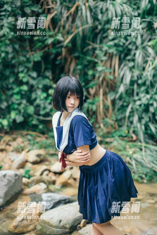 看小野妹子w在校园的不正经动作，图包不看白不看。