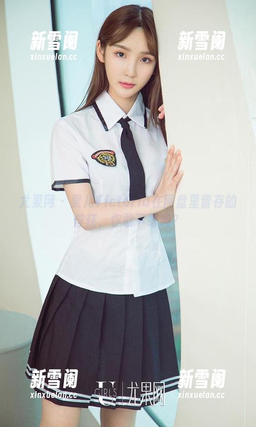 尤果网 - 果儿Victoria在网盘里留存的俘获，你敢下载吗？