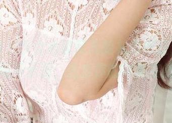 尤果网 – 少女心被菲儿的礼服俘获，原图也毫不示弱，直击你的审美底线。