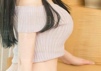 尤果网 – 陈雅漫这组高清黑白合集，感觉就像是在等电梯，停在了一个让人不知所措的楼层。