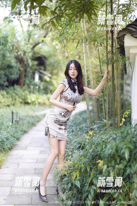 尤蜜荟 - 图包里的娇喘JC棉袜：她真敢穿，谁能抵挡得住这股无敌萌力？