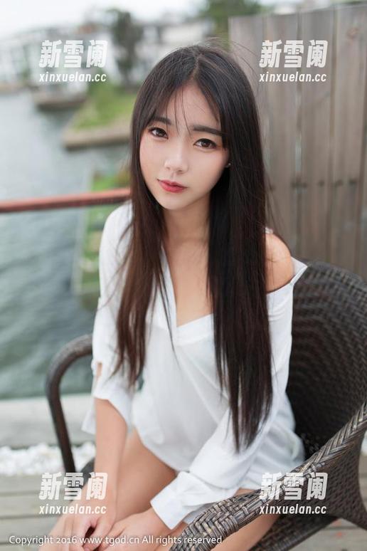 推女神 - 徐妍馨Mandy的礼服闪光美图，合集里都是个性与优雅在交织！