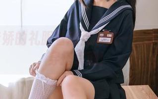 从日奈娇的礼服看现代潮流——原图见证穿搭京剧！