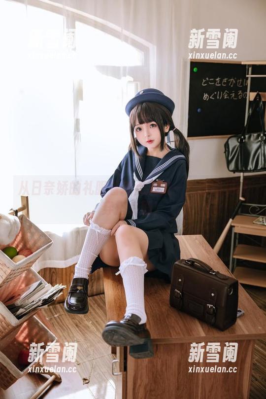 从日奈娇的礼服看现代潮流——原图见证穿搭京剧！