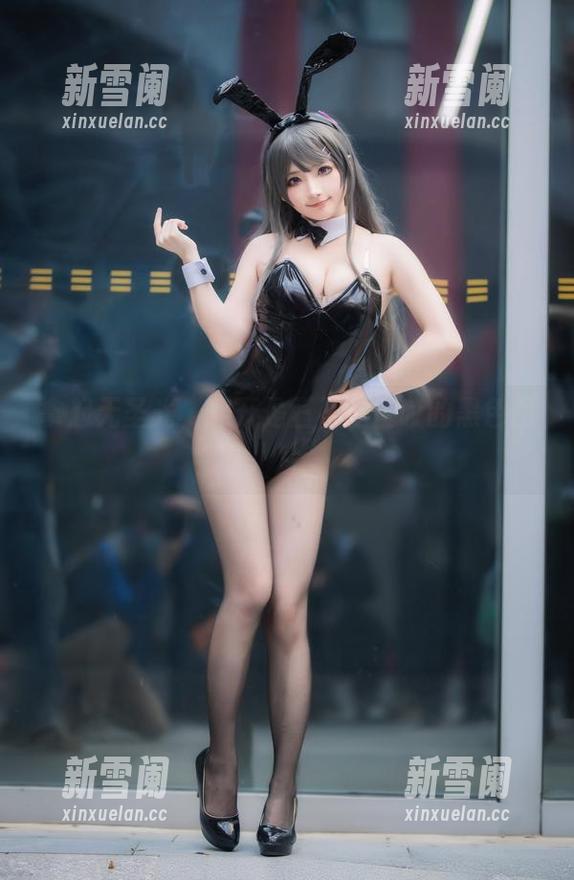 拿起无圣光，翻开是三不是世w的黑色图片