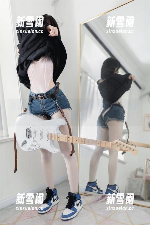 杏仁曲奇白色图集：我就寝室里对着这画面发呆