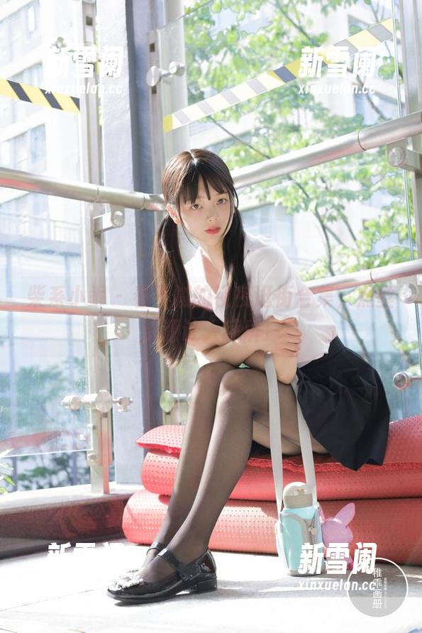 柴系小乖 - 看不腻的夜夜逛街合集，黑丝资源让人舔屏！