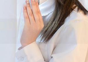 你没见过的草地，梨瑾瑾来罩你最新图片…