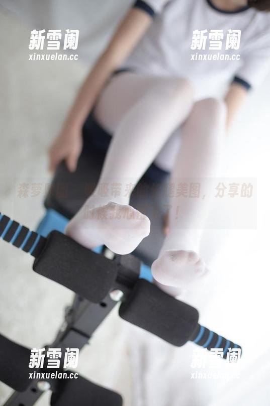 森萝财团 - 吸吸带来的长腿美图，分享的时候我心都飞了！
