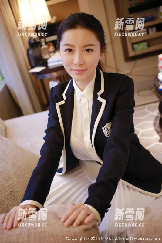 模范学院 - 高跟鞋里的星萌，免费套图正在释放迷人气息，竟让我驻足不前。