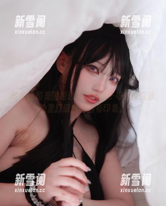 体育课和美图相遇？狐洛洛子每次都在泳池里打破我的固有印象。