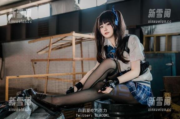 白莉爱吃巧克力的甘雨？高清图集里藏着让人无意间想多的事。