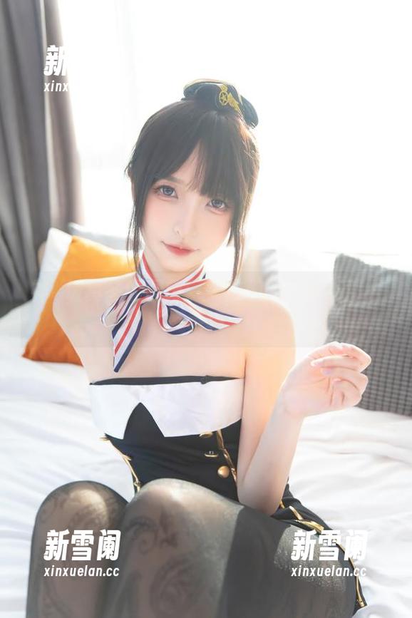 神楽坂真冬的图集：女孩们的日常不那么乖巧