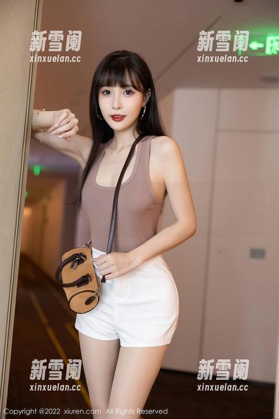 秀人网 - 轻松一戳，芝芝Booty的剧情分享就这样来了，顺便！