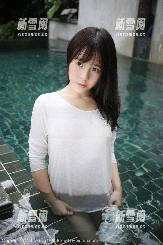 美媛馆 - 偷瞧“唐琪儿il”学姐的照片，你会发现什么？