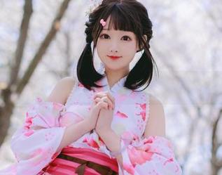 翼展羽天shine，眼镜美女的私人写真，镜片后又藏了啥？