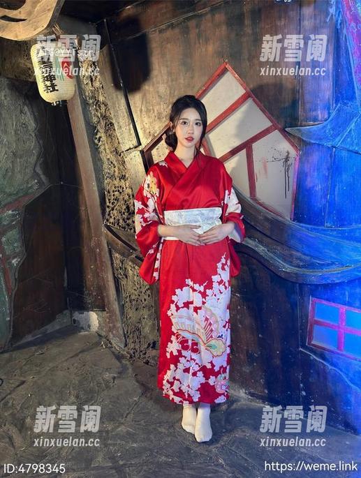 微密圈 - 皮衣该有的态度，在轩子巨二兔的私拍图集中尽显风采！